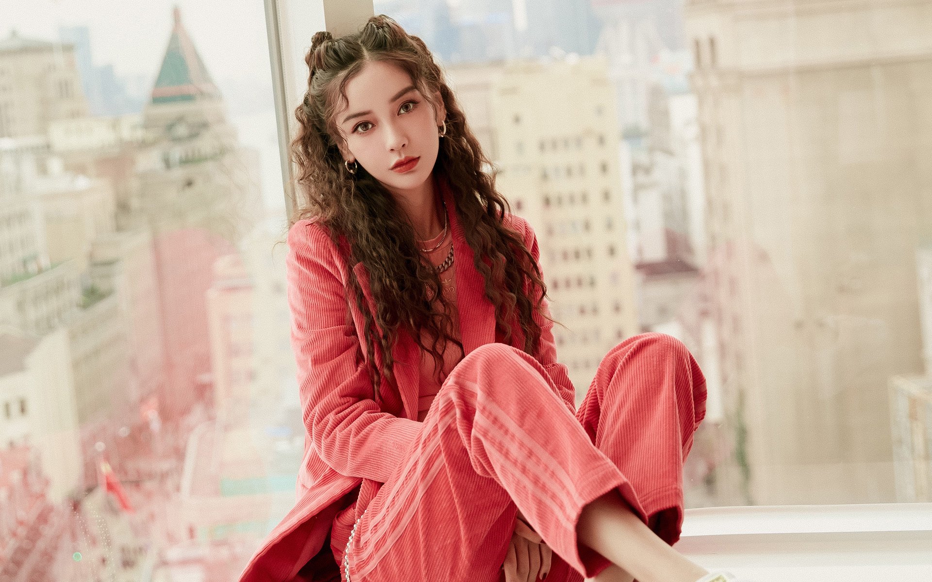 爱游戏体育客户端-APEX英雄 冠军战队表现稳定,apex冠军版有什么东西