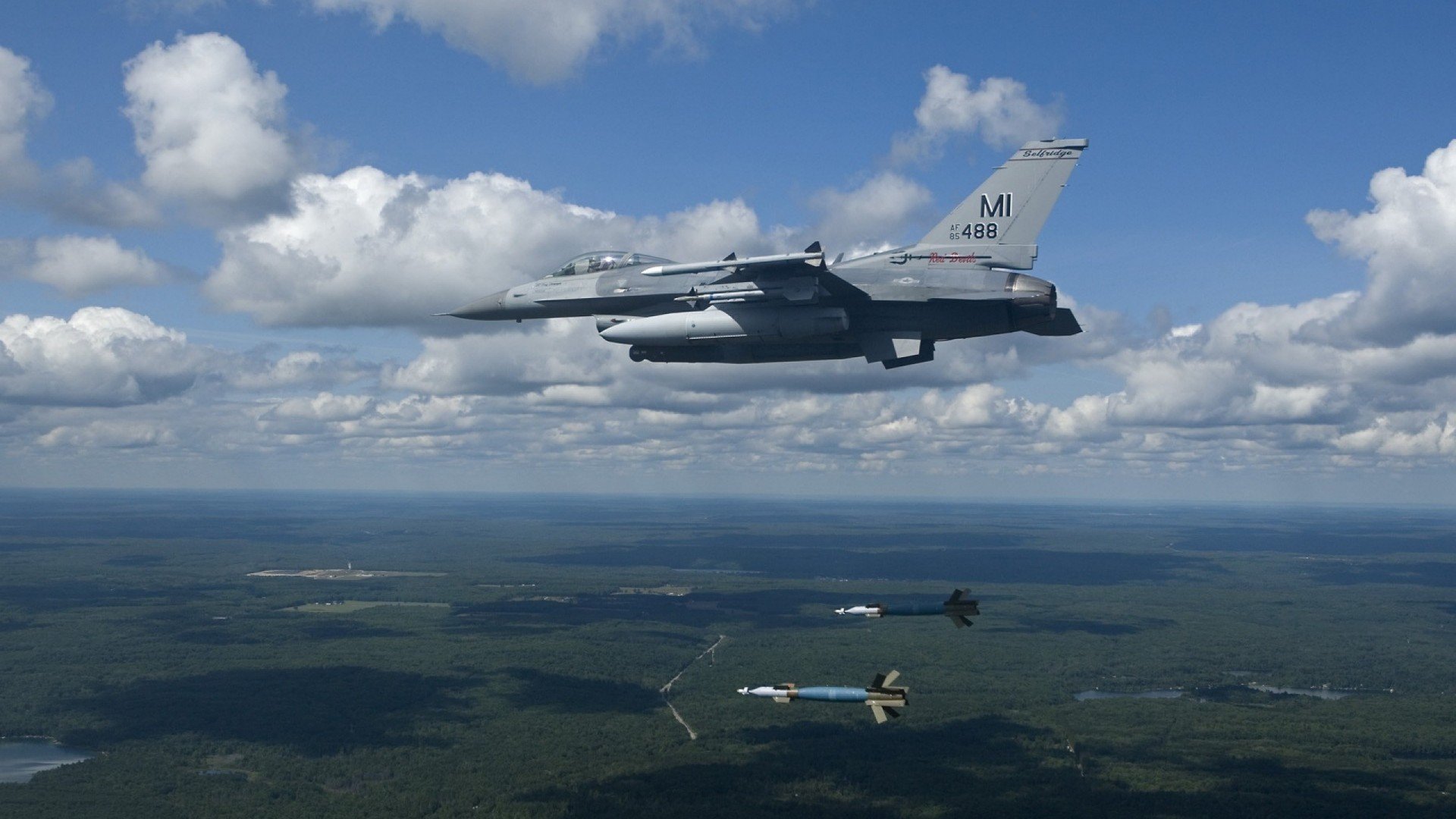 爱游戏电脑版官网-“德甲豪强轮番上演精彩进球,比赛激动人心”,德甲进球集锦