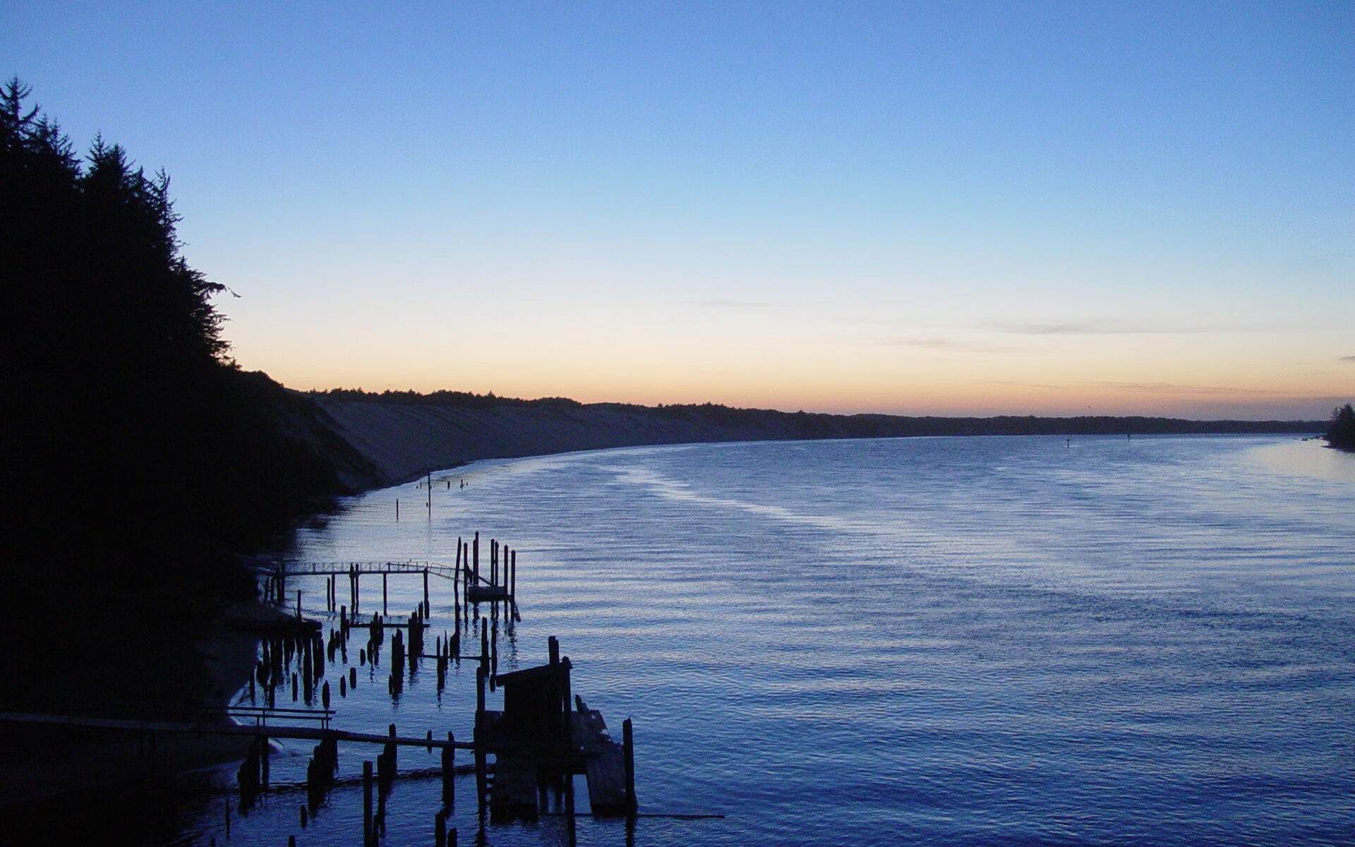 爱游戏智能体验-【亚伦·诺拉的全能表现】投打皆精彩助球队获胜,诺拉 艾伦